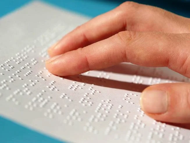 Lei garante a oferta de cardápios em Braille em bares e restaurantes de João Pessoa