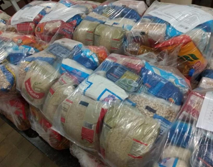 Empresas privadas, órgãos públicos e a comunidade ajudam usuários em situação de vulnerabilidade do ICPAC